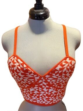 😎 Fab Orange & White Crop Top By Future Collective KAHLANA BARFIELD BROWN - XL